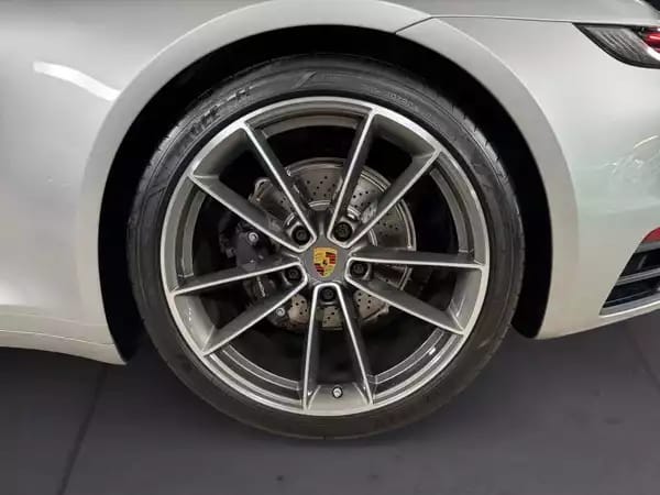 Porsche 911 Carrera 4 Cabriolet - Photo 3