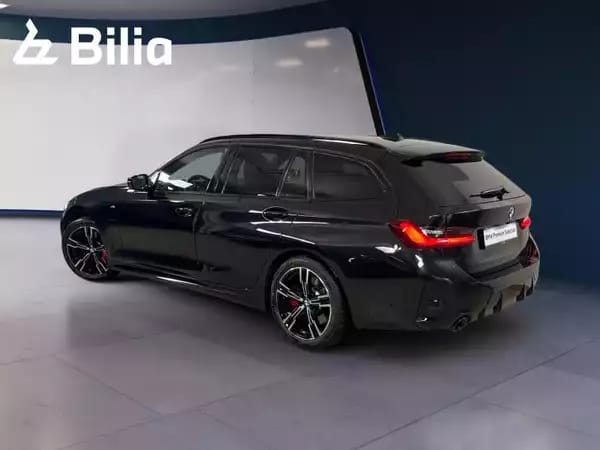 BMW 320 320d xDrive M-sport - Photo 2