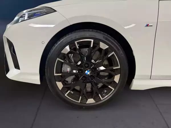 BMW 135 M135i xDrive - Photo 3