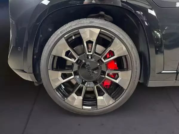 BMW XM 50E - Photo 3