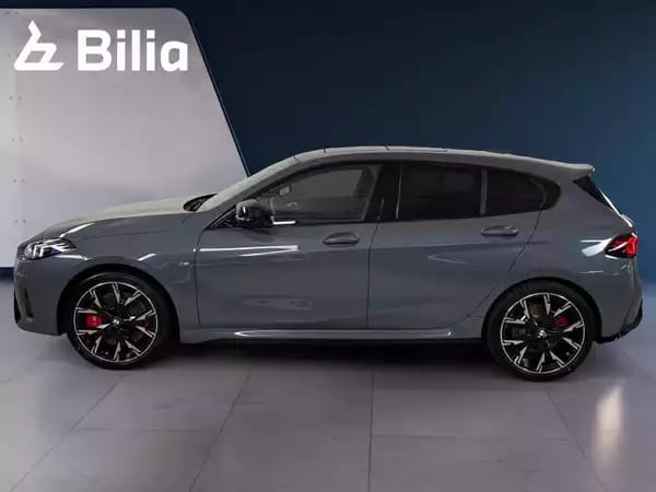 BMW 135 M135i xDrive - Photo 2