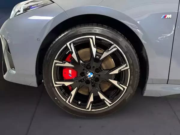 BMW 135 M135i xDrive - Photo 3