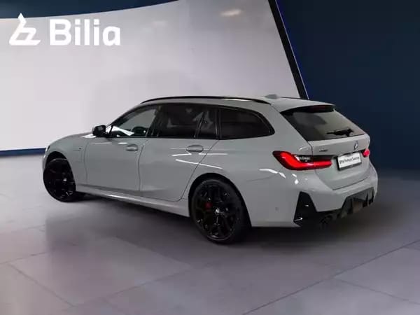 BMW 330 330e xDrive M-sport - Photo 2