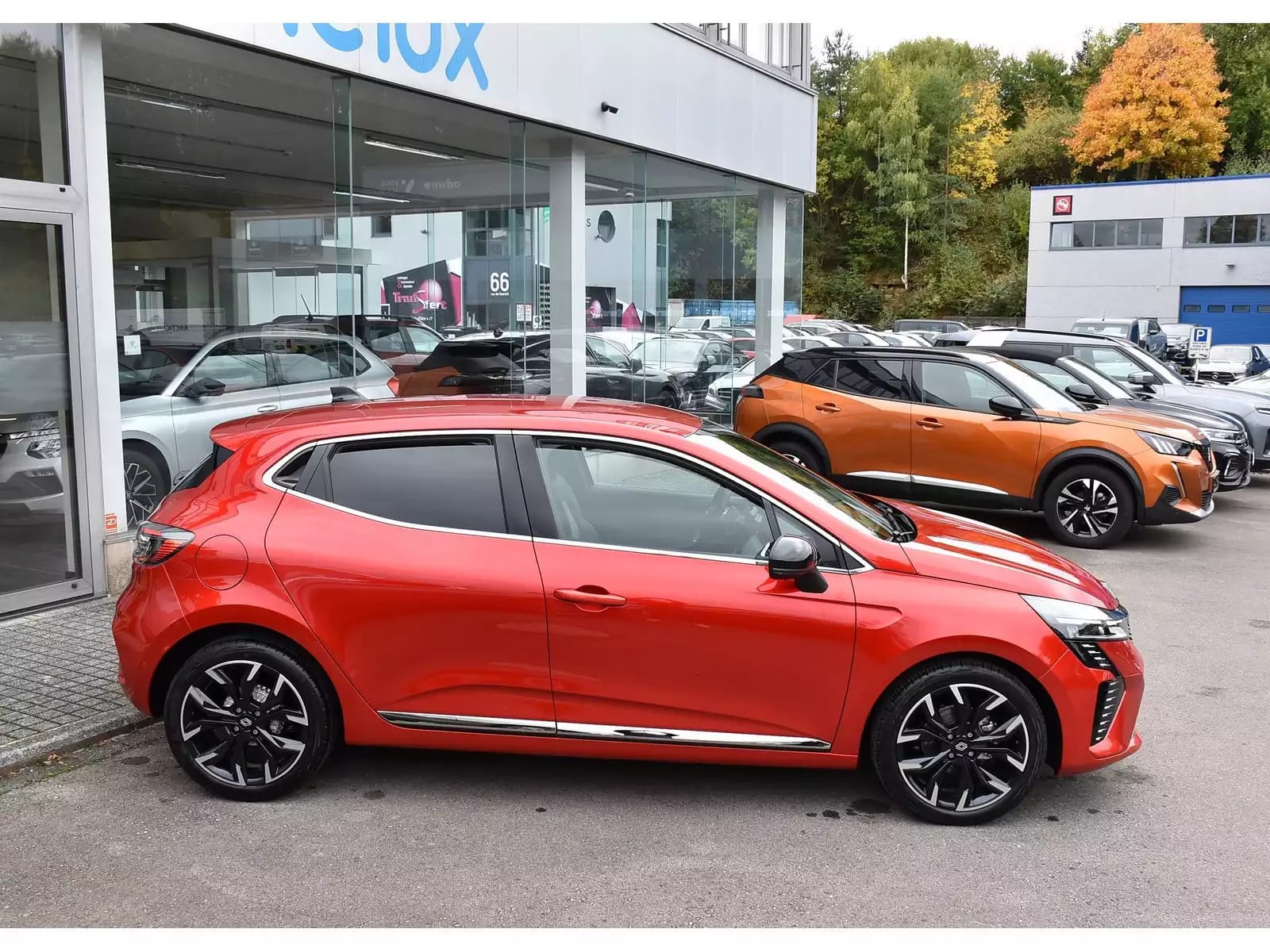 Renault Clio 1.0 TCE Techno CUIR SG CHAUFF GPS LANE CAM JA17 NEUVE - Photo 1