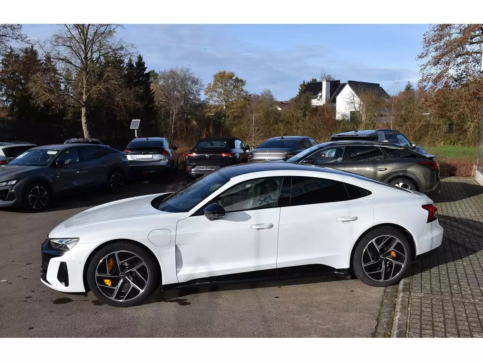 Audi e-tron GT 60 Quattro SUSP PNEU SG SPORT PLUS MEMO CAM360 JA20 1° MAIN - Photo 1