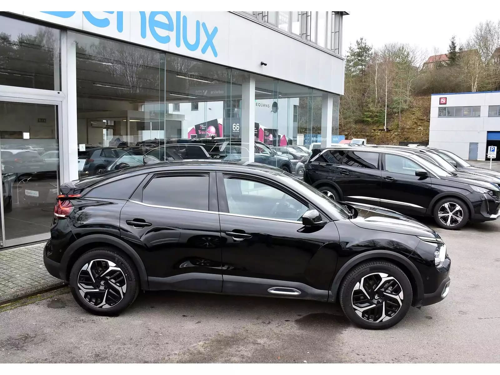 Citroën C4 1.2 PureTech 130 EAT8 MAX CUIR ACC SIDE HUD CAM360 1° MAIN - Photo 1