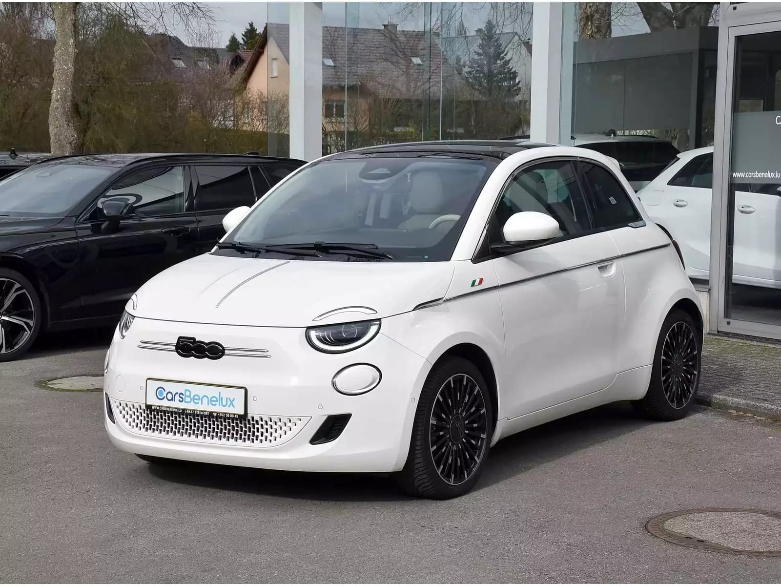 Fiat 500e 3+1 42 kWh La Prima ACC CO DRIVER PANO CAM 1° MAIN - Photo 1