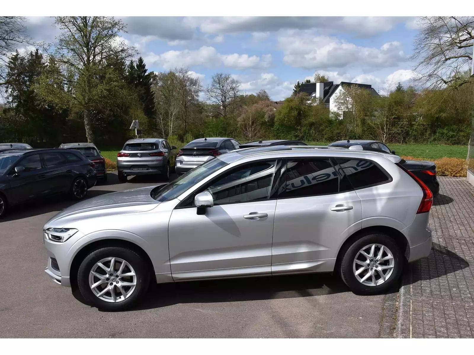 Volvo XC60 2.0 T5 Momentum Geartronic MEMO PANO BLIS LANE CAM360 1° MAIN - Photo 1