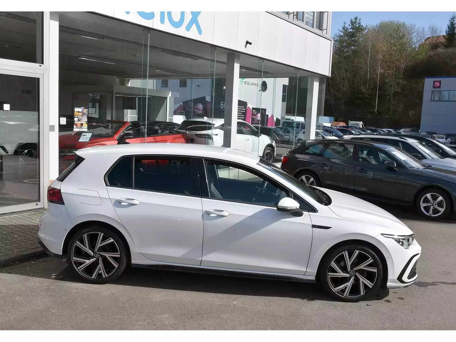 Volkswagen Golf 1.5 eTSI R-Line DSG ACC TRAVEL SIDE CAM PARK KEYLESS 1° MAIN - Photo 1