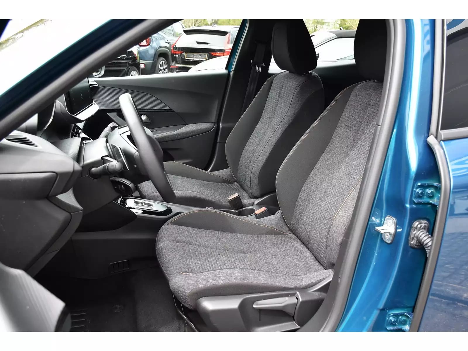 Peugeot 2008 1.2 Hybrid 145 e-DCS6 Style REGUL LANE PDC 1° MAIN - Photo 1