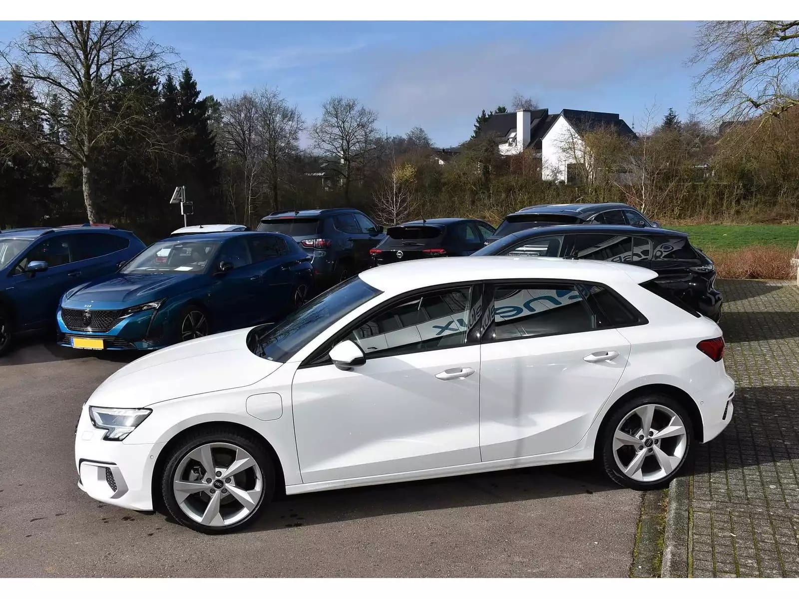 Audi A3 Sportback 40 TFSIe PHEV S-Tronic REGUL GPS LANE PARK 1° MAIN - Photo 1
