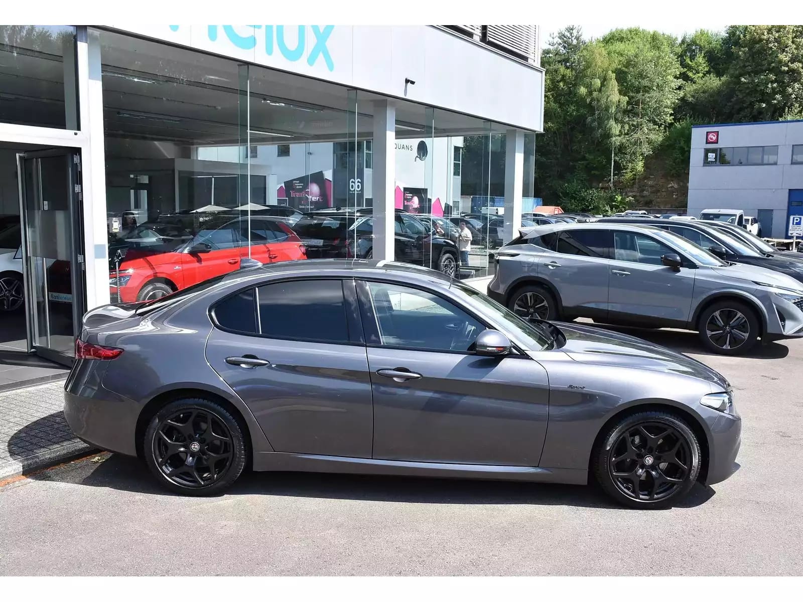 Alfa Romeo Giulia 2.0 T Sprint ATX CUIR MEMO GPS ACC LANE SIDE CAM - Photo 1