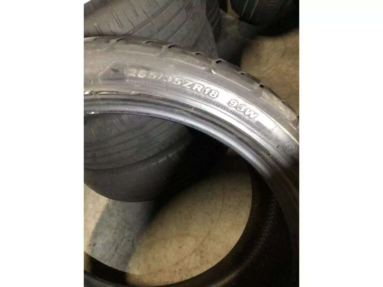 Pneus été 18 265/35 R18 93W - Photo 1
