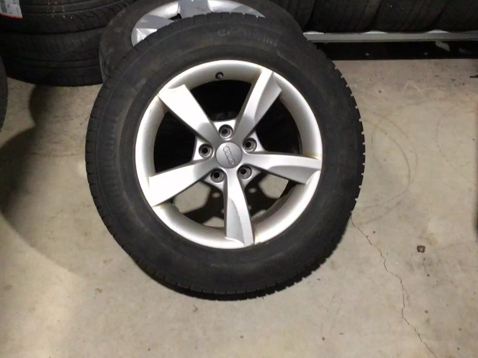 Jantes alu + Pneus hiver 16 225/60 R16 98H - Photo 1