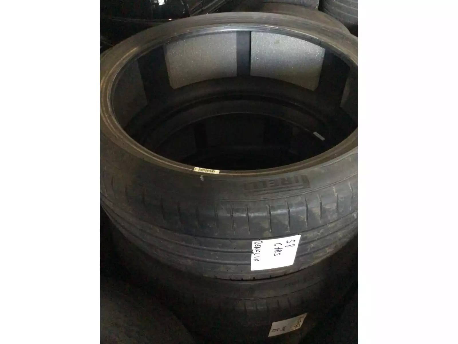 Pneus été 21 265/35 R21 101Y - Photo 1
