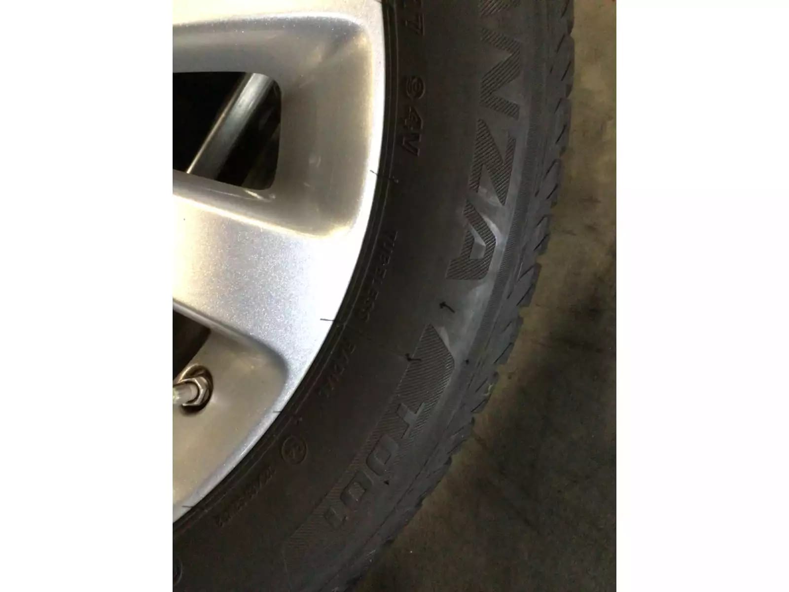 Jantes alu + Pneus été 17 225/50 R17 94V - Photo 1