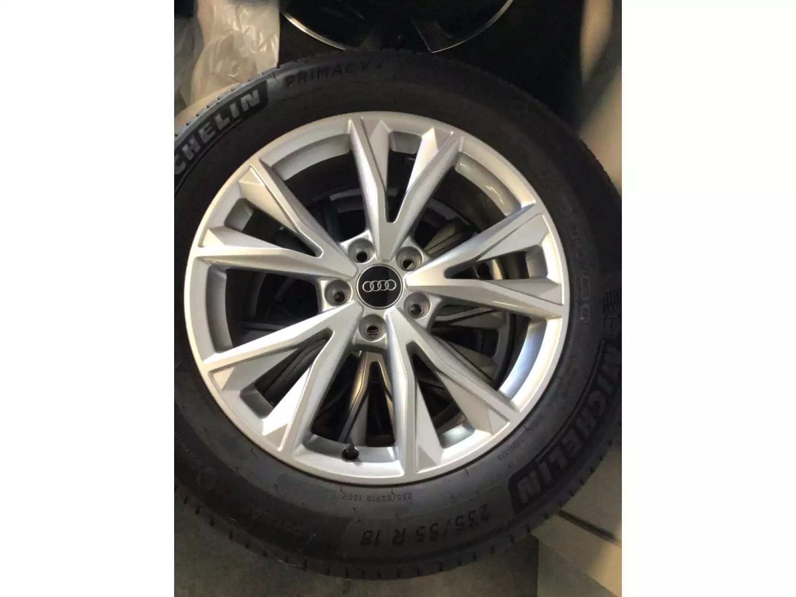 Jantes alu + Pneus été 18 235/55 R18 100V - Photo 1