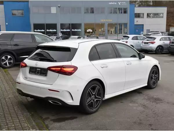 Mercedes-Benz A 200 AMG Line 7G-Tronic DISTRONIC LANE GPS CAM NIGHT KEYLESS 1° MAIN - Photo 3