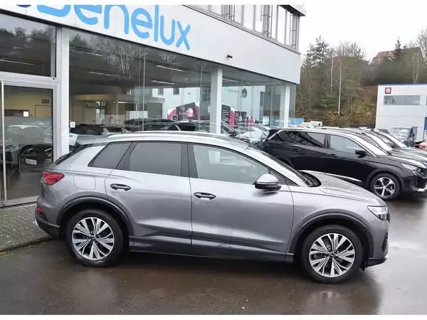 Audi Q4 e-tron 40 Advanced ACC LANE SIDE CAM HUD SONOS KEYLESS MATRIX 1° MAIN - Photo 2