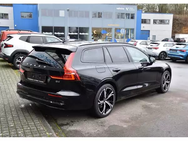 Volvo V60 2.0 B4 Plus Dark Geartronic CUIR MEMO ATT RMQ CAM360 HARMAN 1° MAIN - Photo 3