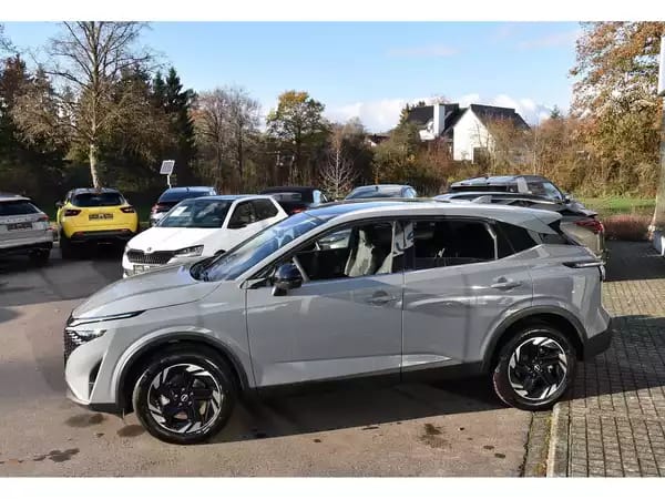 Nissan Qashqai 1.3 DIG-T MHEV N-Connecta Xtronic GLASS ROOF COLD PACK NEUF - Photo 2