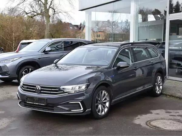 Volkswagen Passat Variant 1.4 TSI GTE DSG ACC GPS LANE CARNET - Photo 2