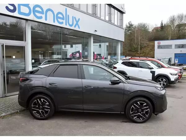 Peugeot 3008 1.2 Hybrid 145 GT e-DSC6 ACC GPS CAM LANE NEUF - Photo 2