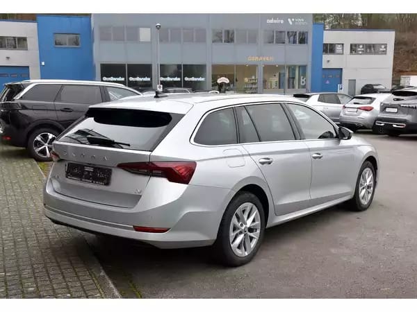 Skoda Octavia Combi 1.4 TSI PHEV DSG LANE GPS CAM KESSY 1° MAIN - Photo 3
