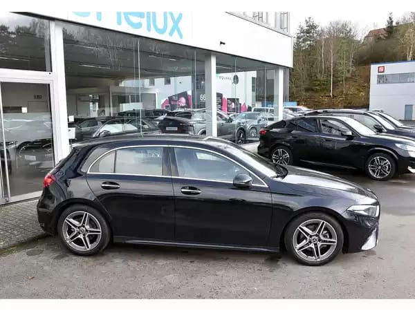 Mercedes-Benz A 200 AMG Line 7G-Tronic GPS LANE CAM PARK KEYLESS 1° MAIN - Photo 2