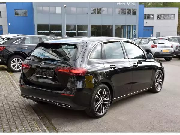 Mercedes-Benz B 180 CDI Progressive 8G-DCT - Photo 2