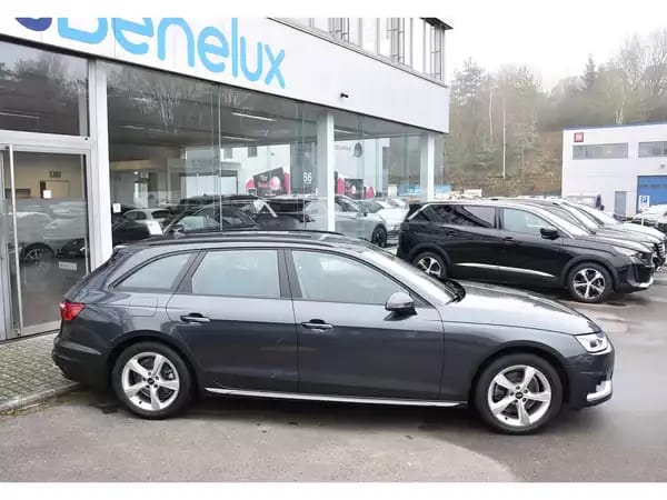 Audi A4 Avant 30 TDI Advanced S-Tronic GPS LANE GARANTIE 05/2029 - Photo 2