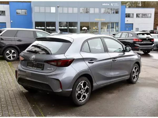 MG MG3 1.5 Comfort GPS LED CAM LANE NEUVE - Photo 3