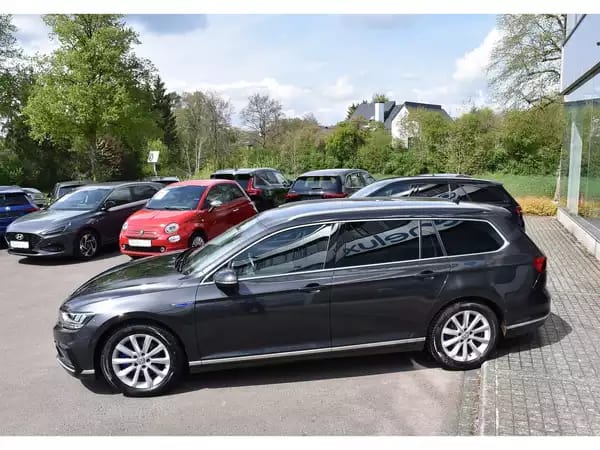 Volkswagen Passat Variant GTE 1.4 eHybrid DSG - Photo 2