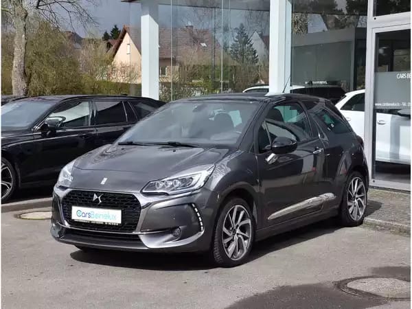 DS Automobiles DS 3 1.2 PureTech So Chic Auto. CUIR GPS REGUL CAM 1° MAIN - Photo 2