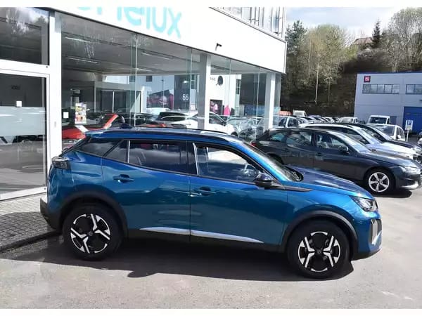 Peugeot 2008 1.2 Hybrid 145 Allure e-DCS6 ACC LANE SIDE GPS CAM360 1°MAIN - Photo 2