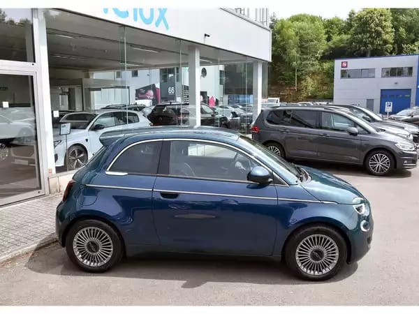 Fiat 500e 42 kWh REGUL LANE - Photo 2