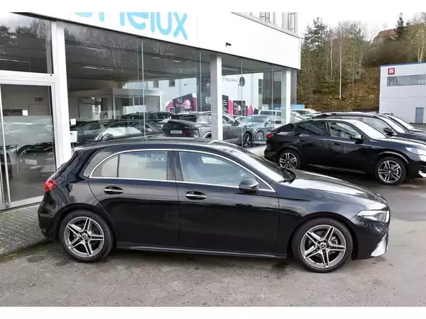 Mercedes-Benz A 200 AMG Line 7G-Tronic GPS LANE CAM PARK KEYLESS 1° MAIN - Photo 2