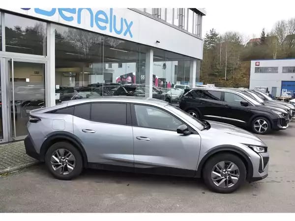 Peugeot 408 1.2 PureTech Allure EAT8 ACC LANE GPS CAM 1° MAIN - Photo 2