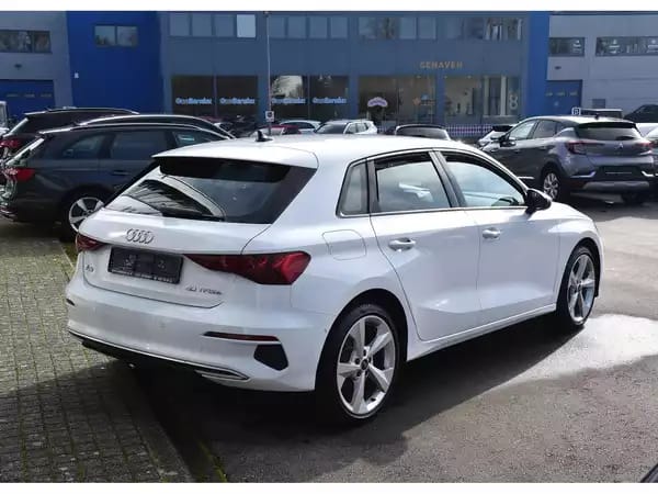 Audi A3 Sportback 40 TFSIe PHEV S-Tronic REGUL GPS LANE PARK 1° MAIN - Photo 3