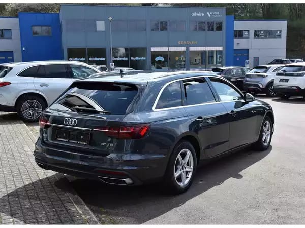 Audi A4 Avant 30 TDI S-Tronic CUIR LANE SIDE GPS CAM 1° MAIN - Photo 3