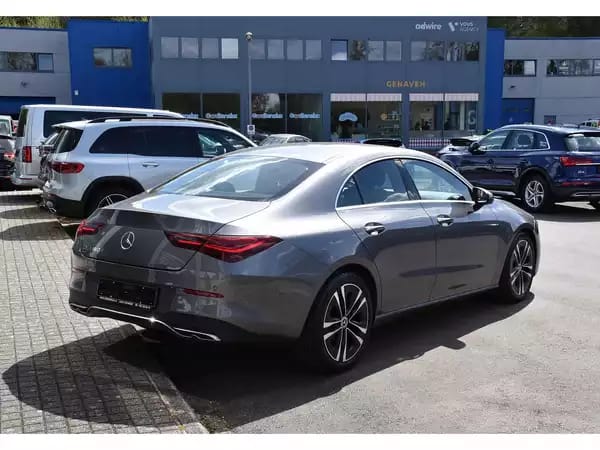 Mercedes-Benz CLA 180 CDI Progressive 8G-DCT CUIR GPS LANE CAM 1° MAIN - Photo 3