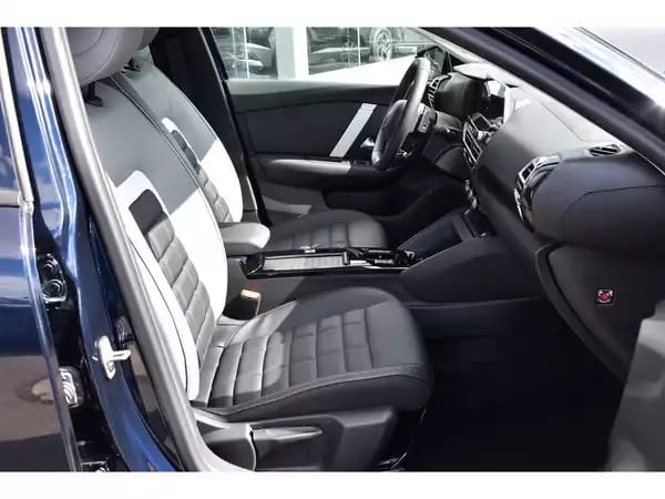 Citroën C4 1.2 PureTech 130 EAT8 MAX ACC HUD LANE SIDE CAM360 NEUVE - Photo 2