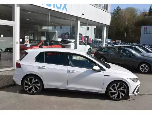 Volkswagen Golf 1.5 eTSI R-Line DSG ACC TRAVEL SIDE CAM PARK KEYLESS 1° MAIN - Photo 2