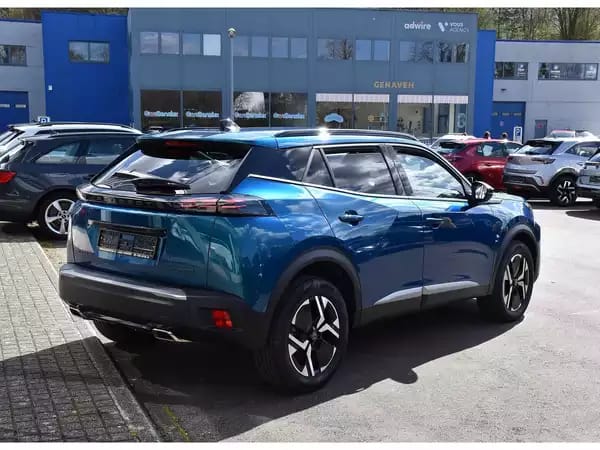 Peugeot 2008 1.2 Hybrid 145 Allure e-DCS6 ACC LANE SIDE GPS CAM360 1°MAIN - Photo 3