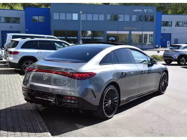 Mercedes-Benz EQE 300 AMG Line AIRMATIC DISTR CUIR MEMO PANO BURMESTER CAM360 1° MAIN - Photo 3