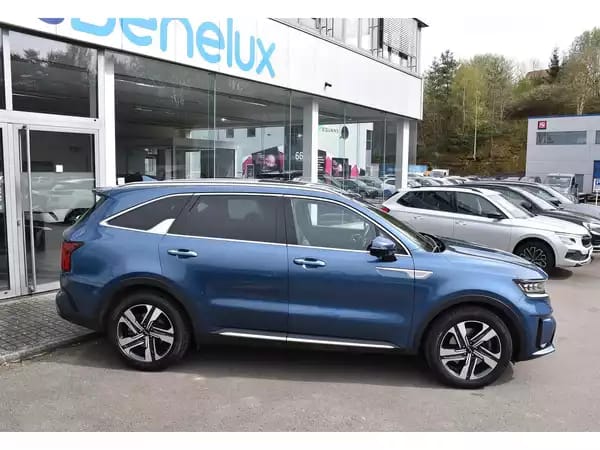 Kia Sorento 2.0 CRDI 4WD Pace 7 Pl. PANO CUIR MEMO BOSE HUD CAM360 - Photo 2