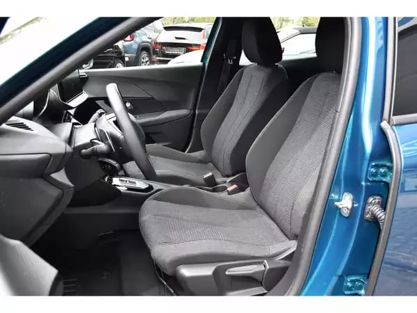 Peugeot 2008 1.2 Hybrid 145 e-DCS6 Style REGUL LANE PDC 1° MAIN - Photo 2