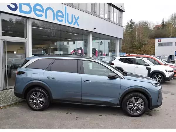 Peugeot 5008 Hybrid 145 Allure e-DCS6 REGUL GPS CAM NEUF - Photo 2