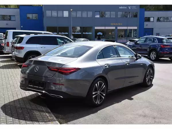 Mercedes-Benz CLA 180 CDI Progressive 8G-DCT CUIR GPS LANE CAM KEYLESS 1° MAIN - Photo 3