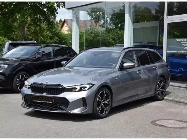 BMW 330 d xDrive Touring M Sport GPS LANE ATT RMQ 1° MAIN - Photo 2